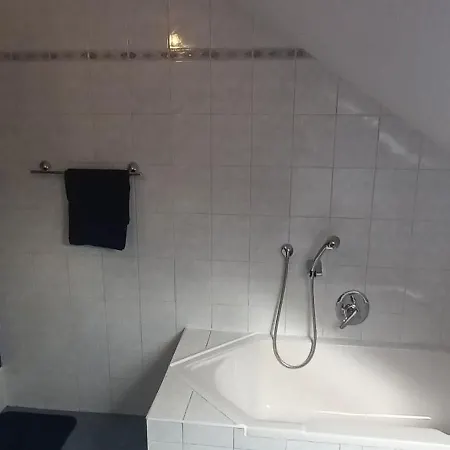 Elisabeth * Waxweiler